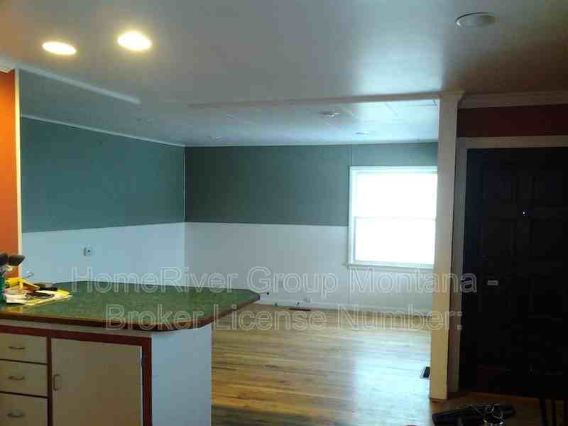 2623 S Higgins Ave - Photo 2 of 11
