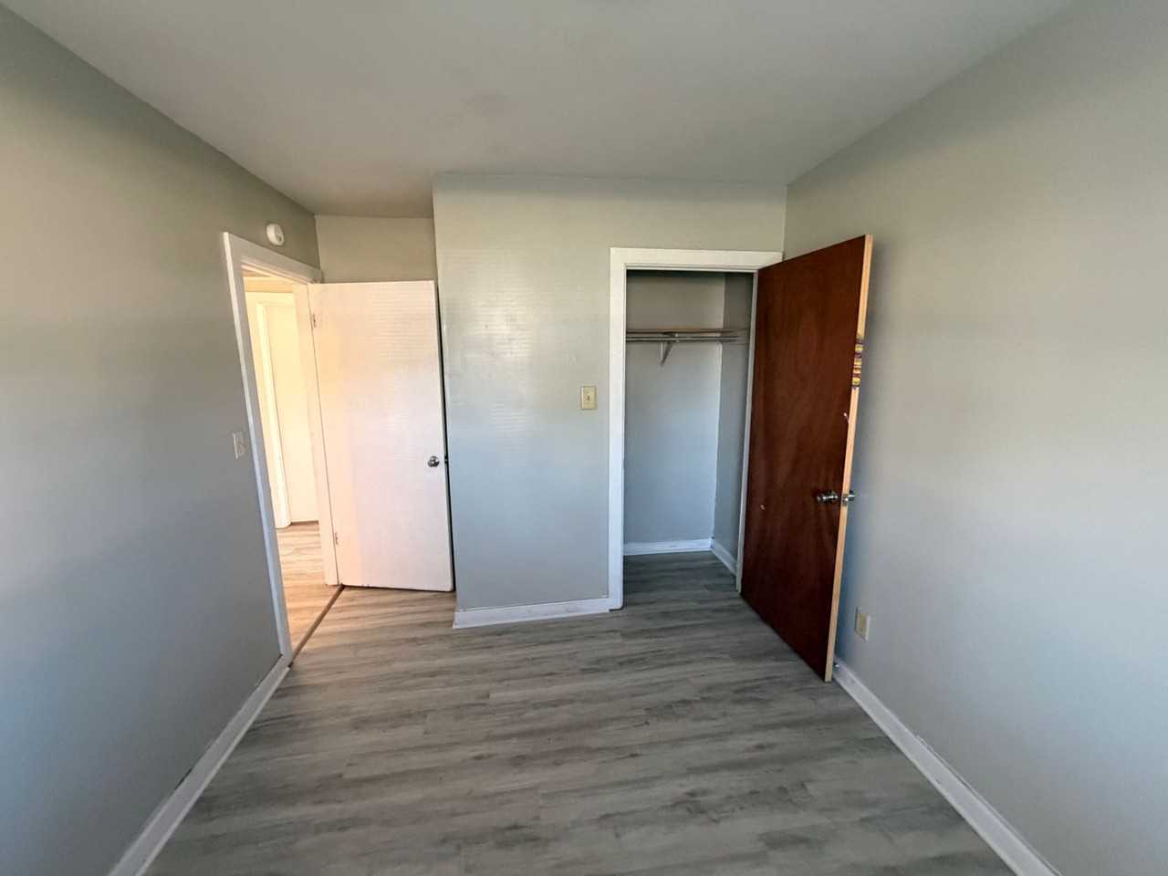 2020 N Glenwood Ave - Photo 7 of 19