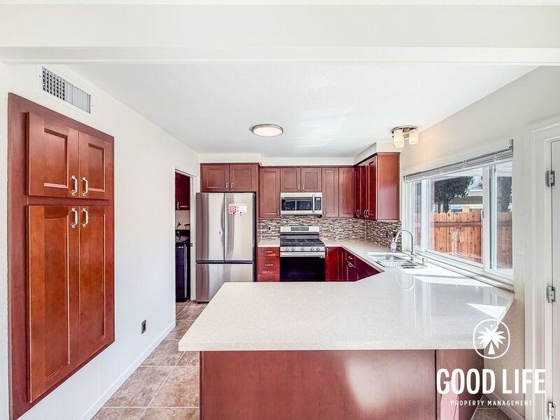 10628 Porto Ct - Photo 5 of 21