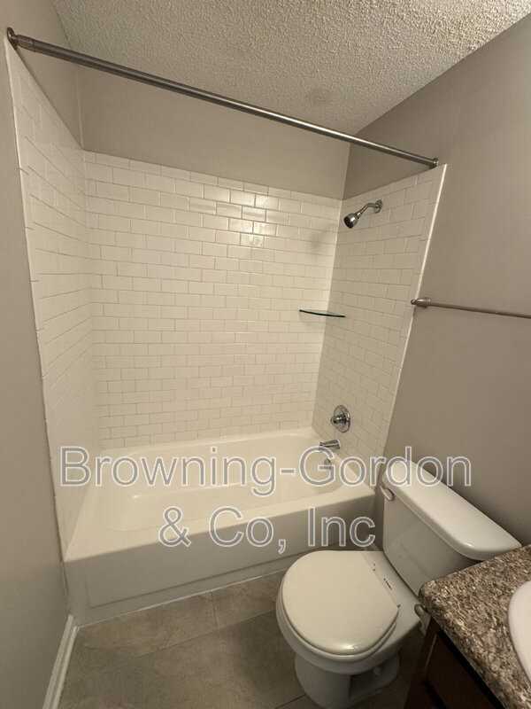 1303 Acklen Ave #103 - Photo 7 of 10