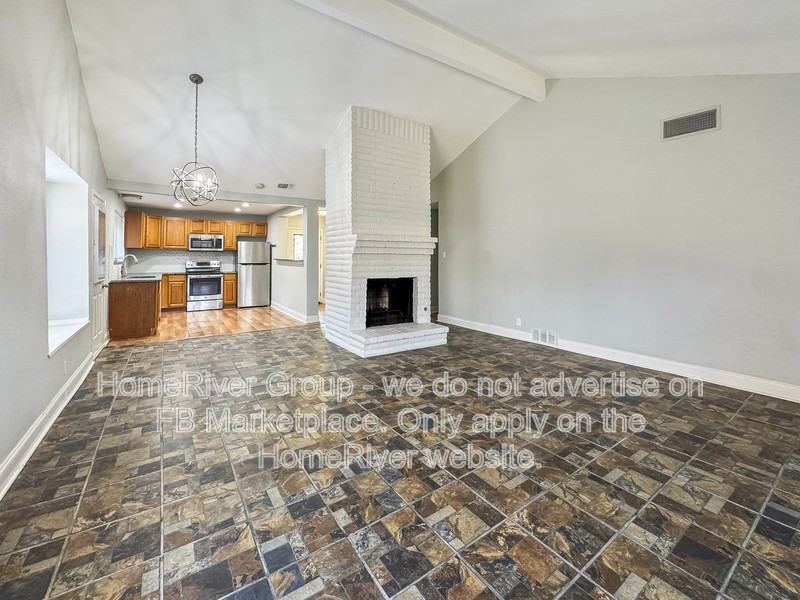 656 Fern Meadow Dr - Photo 4 of 24
