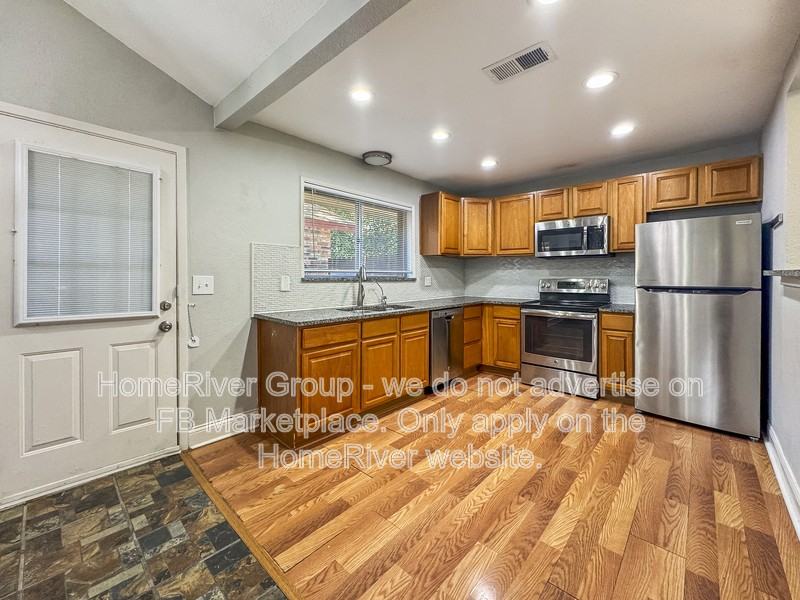 656 Fern Meadow Dr - Photo 7 of 24
