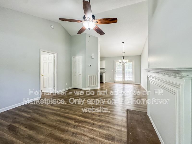4606 Meadowcroft Rd - Photo 4 of 23