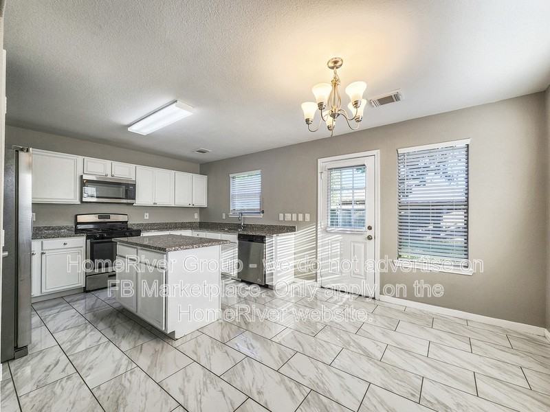 10606 Gold Finch Rd - Photo 6 of 29