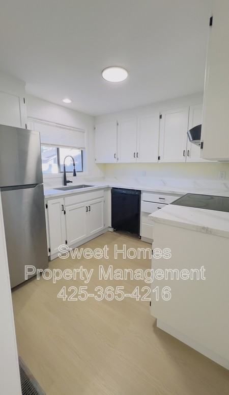 1923 150th St S - Photo 4 of 13