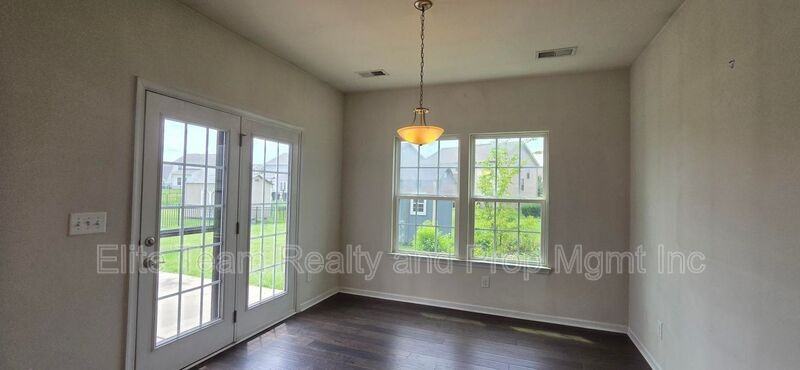7347 Raylee Ave Sw - Photo 7 of 19