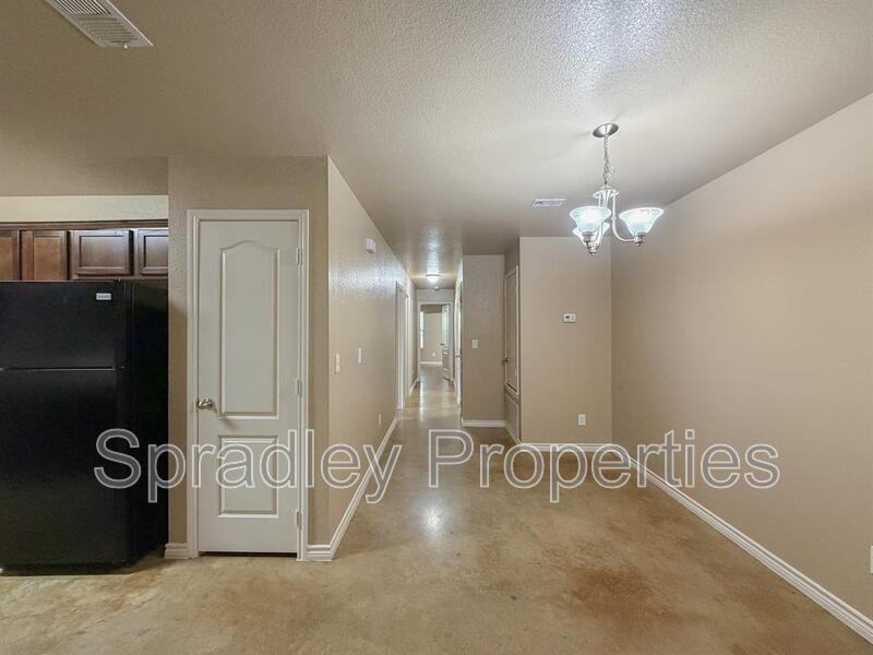 763A E Ridge Blvd - Photo 7 of 14