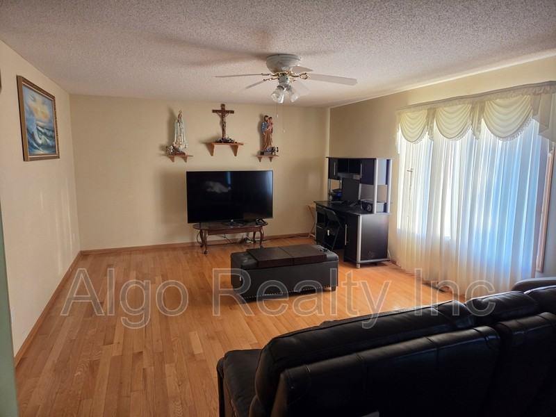 12450 Raven St Nw - Photo 6 of 21