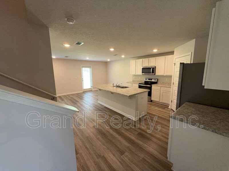 5431 Peach Dr - Photo 6 of 36