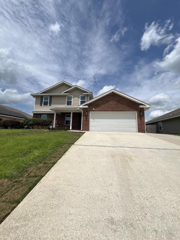 4905 Kensington Ln