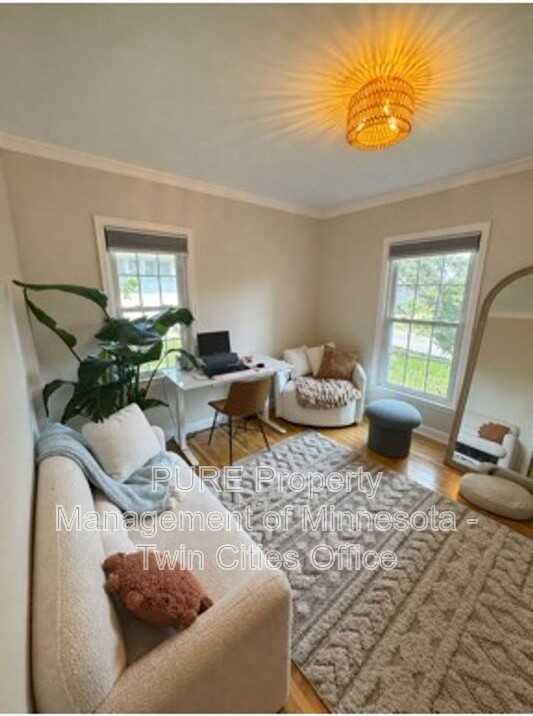 2616 Utica Ave S - Photo 4 of 28
