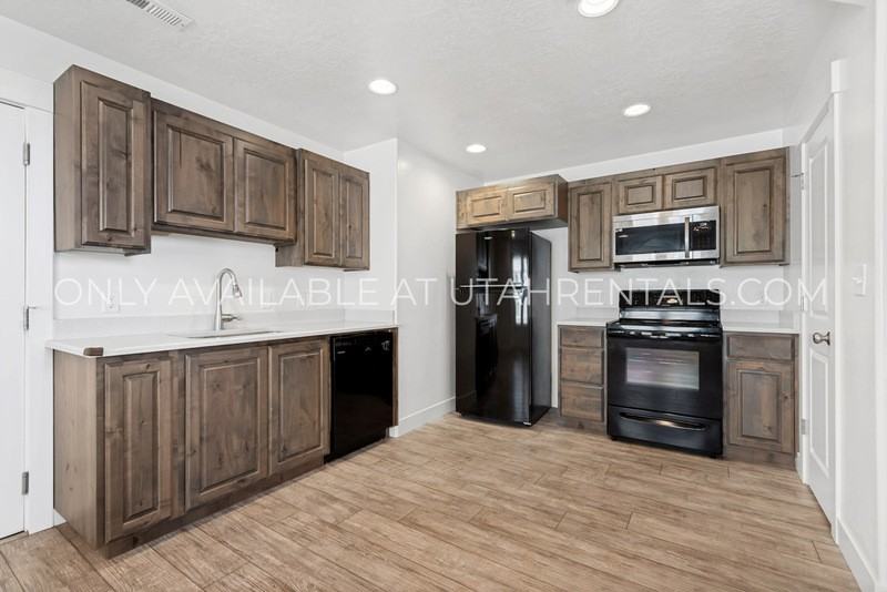 345 W Park View Ln - Photo 6 of 29