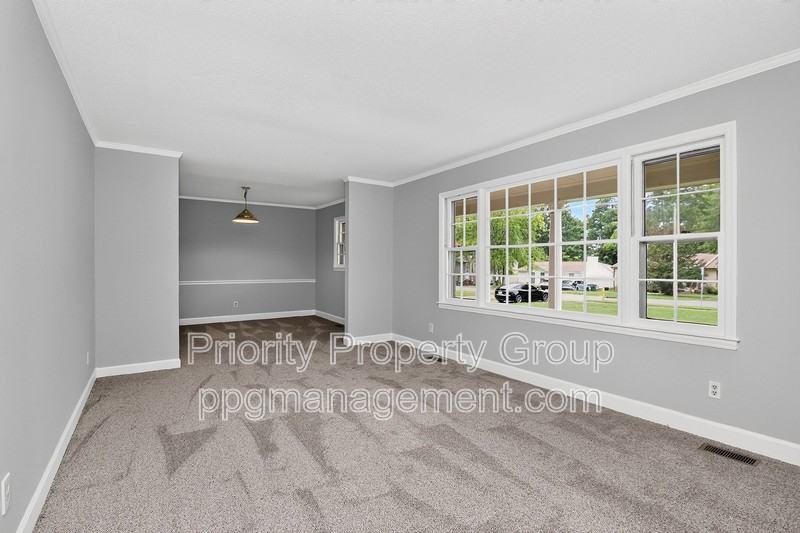 3916 Piney Grove Rd - Photo 2 of 40