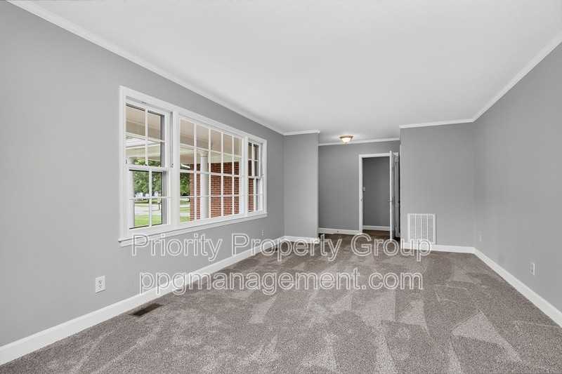 3916 Piney Grove Rd - Photo 3 of 40