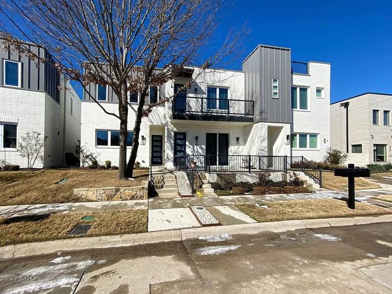 400 Wimberly St - Photo 2 of 12