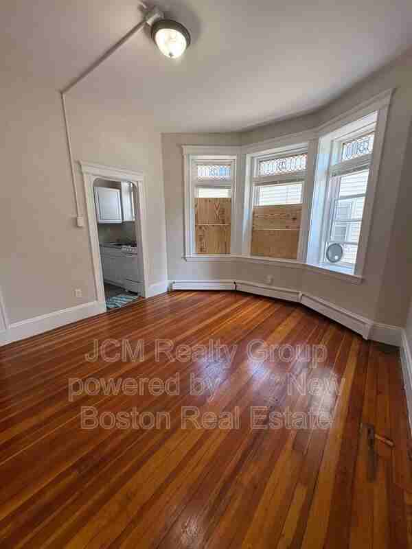 16 Newhall St #1 - Photo 3 of 17