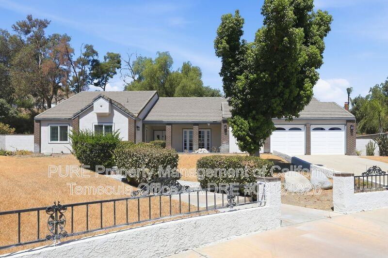11292 Cadbury Dr - Photo 2 of 23