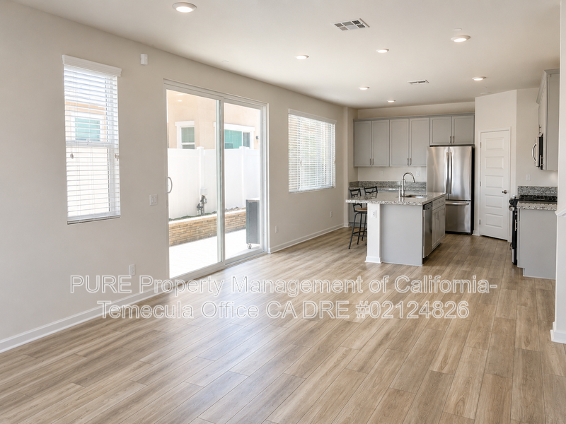 28235 Ashtree St - Photo 3 of 8