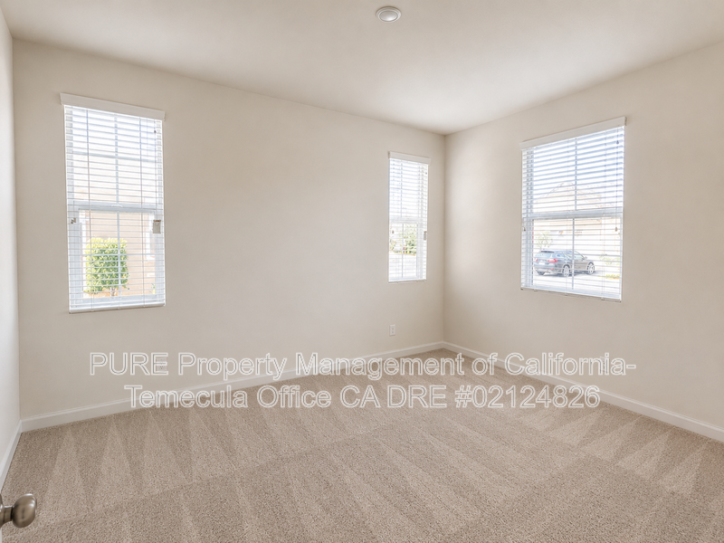 28235 Ashtree St - Photo 6 of 8