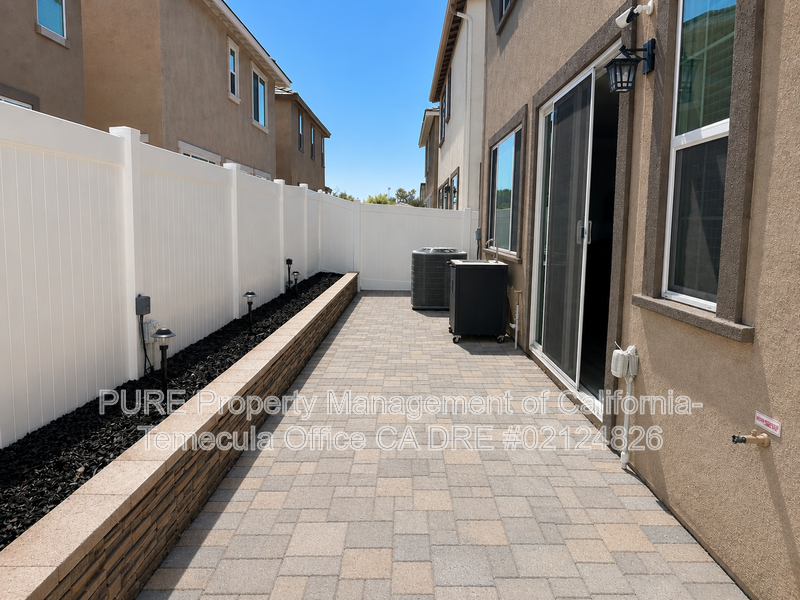 28235 Ashtree St - Photo 7 of 8