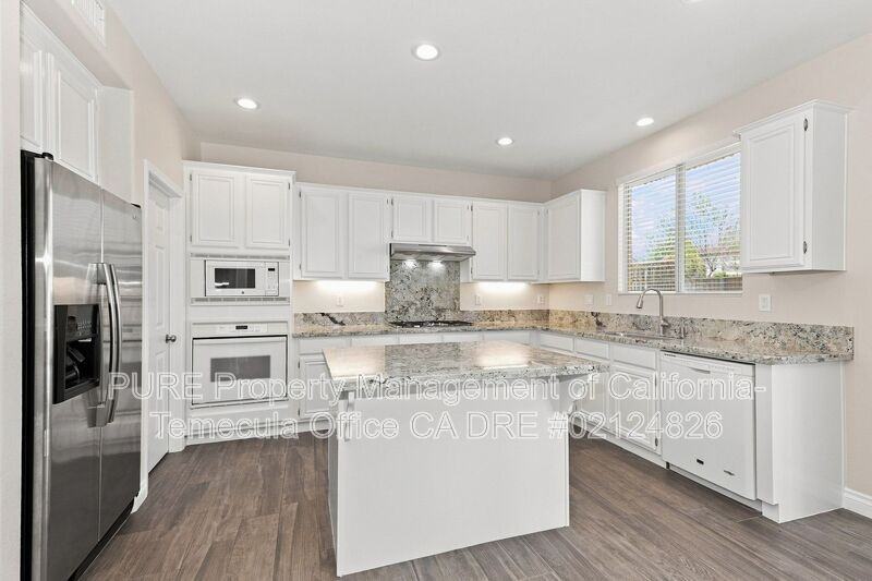 33926 Channel St - Photo 7 of 21
