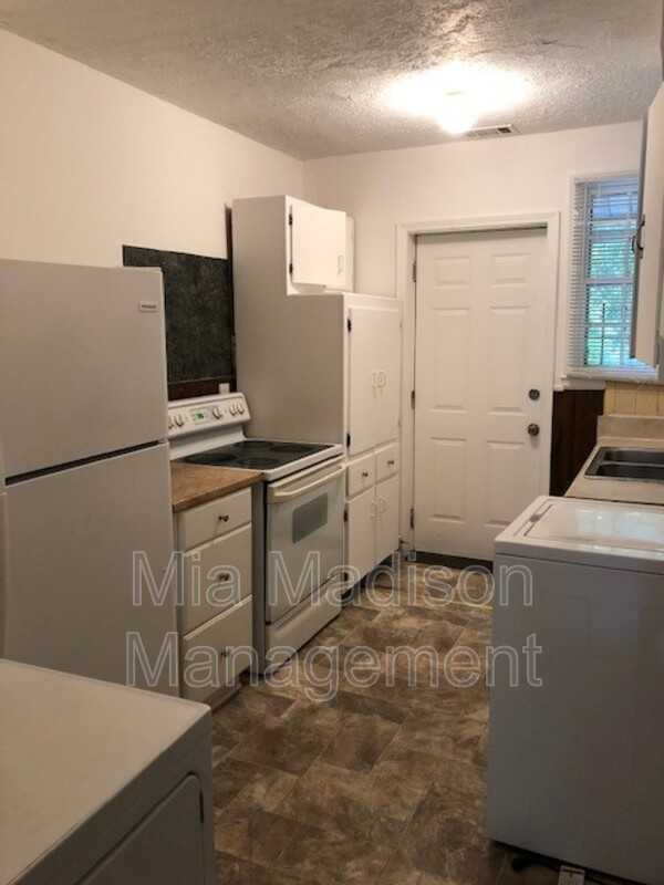 115 Hibiscus Ave - Photo 5 of 10