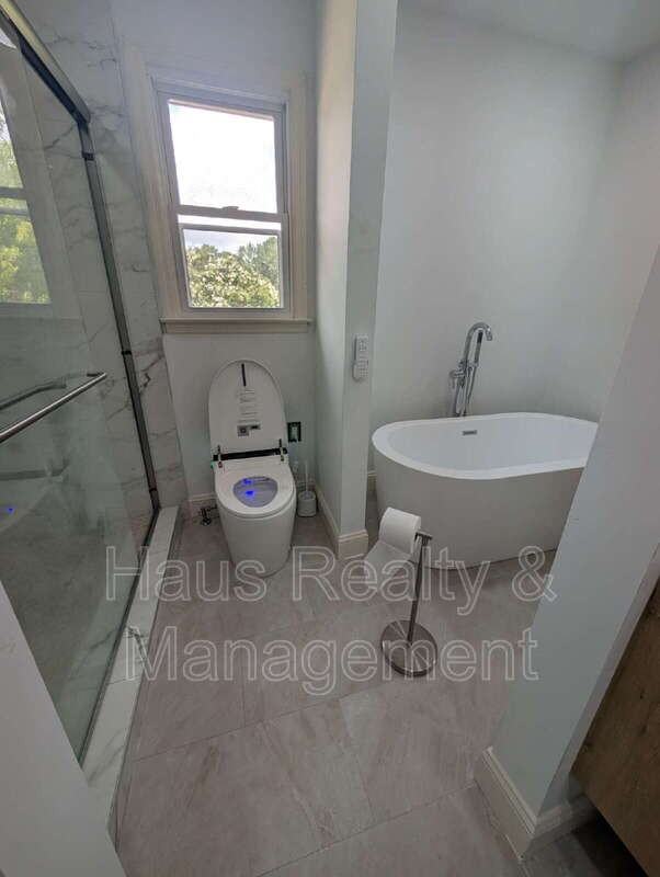 2164 New England Pl - Photo 5 of 13
