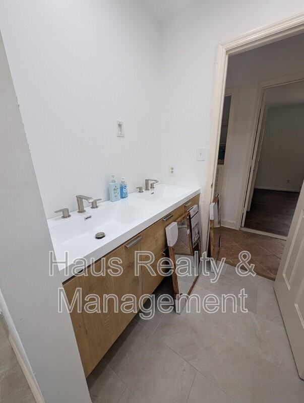 2164 New England Pl - Photo 6 of 13
