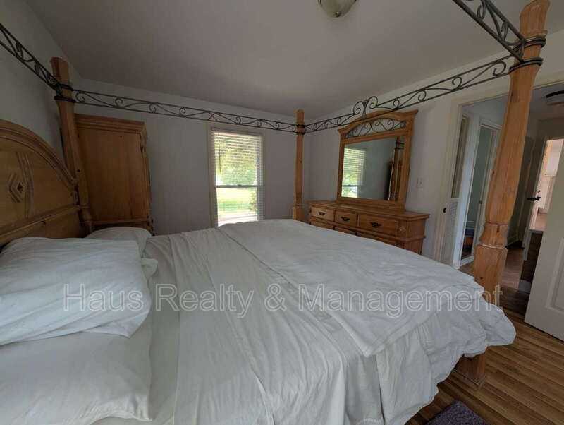 2164 New England Pl - Photo 7 of 13