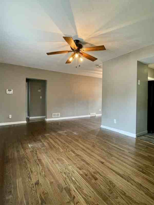 6066 Charles St - Photo 3 of 18