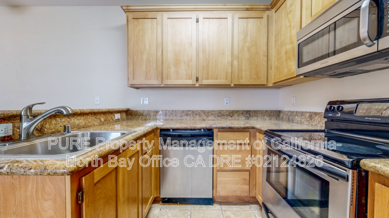 110 5th St #15 - Photo 6 of 15
