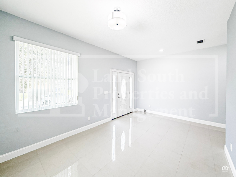 707 Se 4th St - Photo 5 of 26