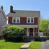featured image of 860 Clarence Rd