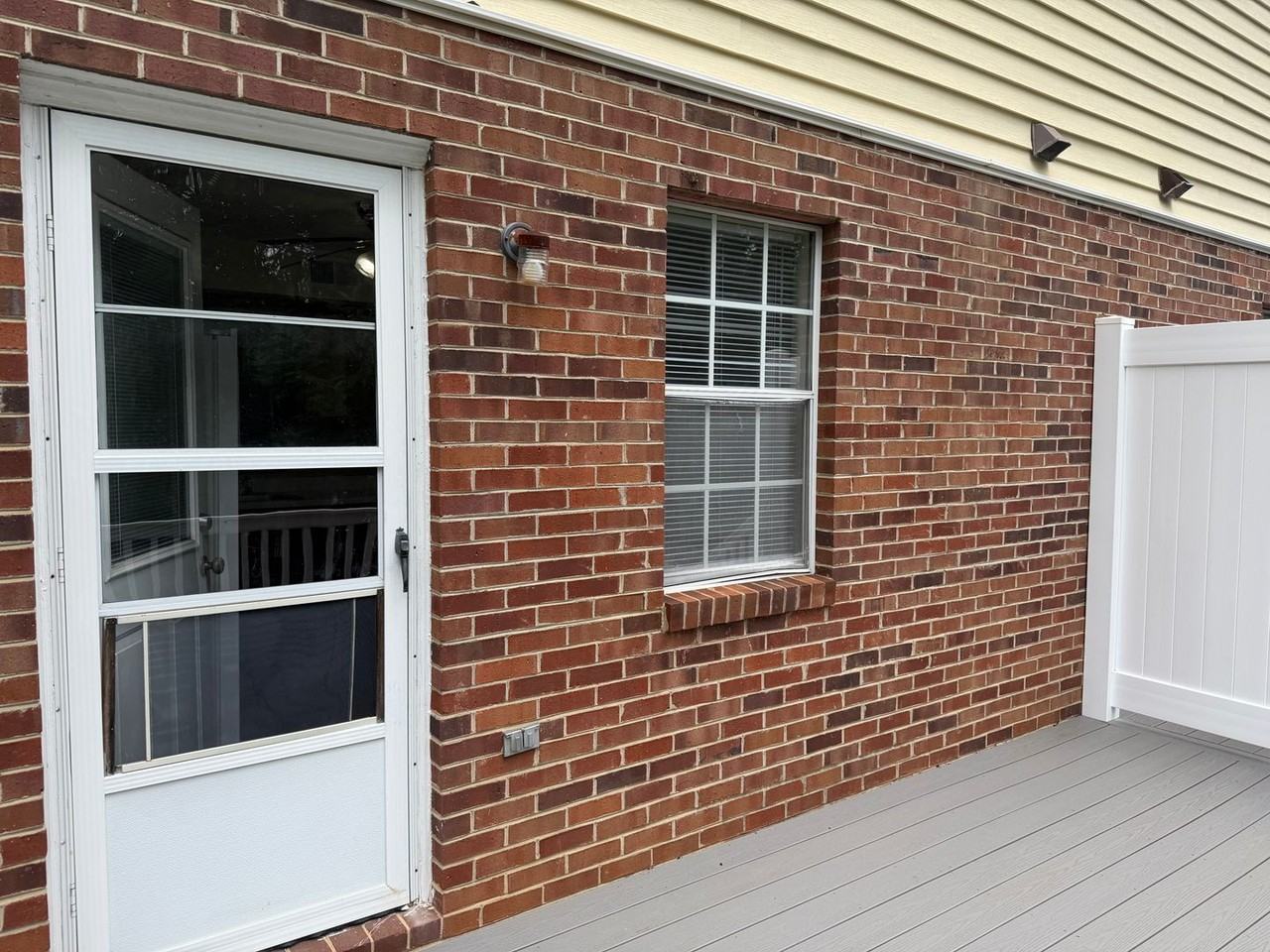 114 Water Gate Dr - Photo 6 of 15