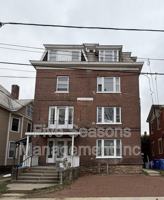 featured image of 10 Lafayette Pl