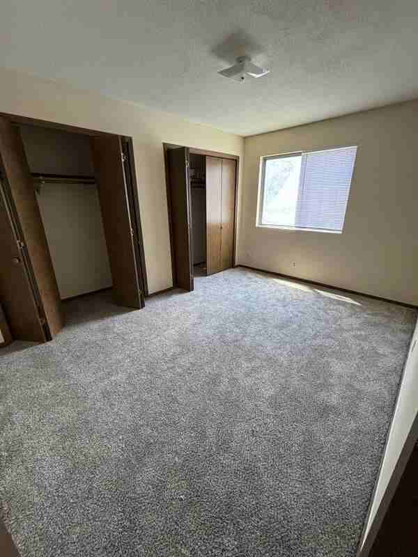 4609 Bancroft Ave #5 - Photo 7 of 8