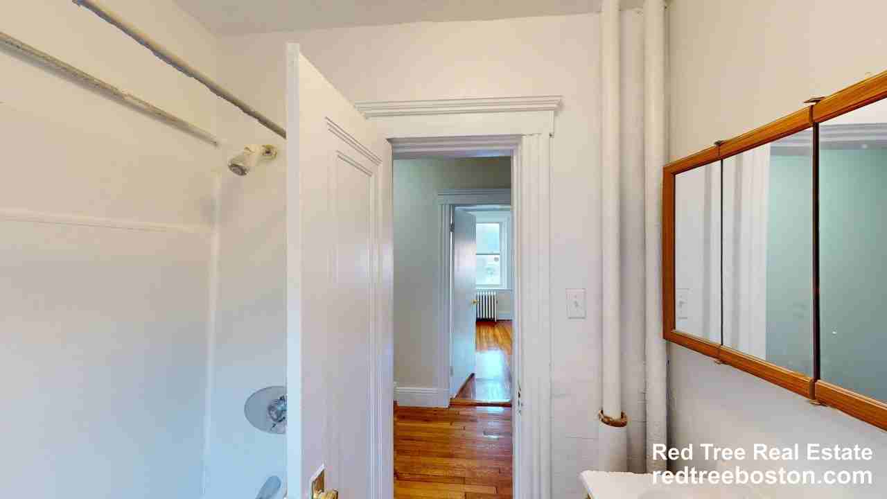 1191 Boylston St #33 - Photo 3 of 12
