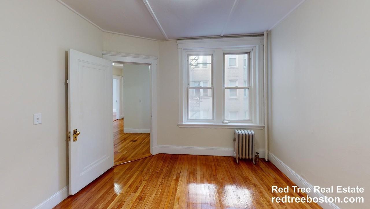 1191 Boylston St #33 - Photo 6 of 12