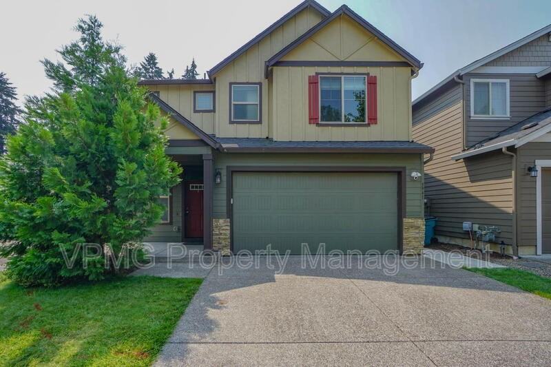 5941 Ne 48th St - Photo 2 of 35