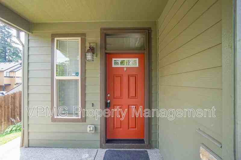 5941 Ne 48th St - Photo 3 of 35