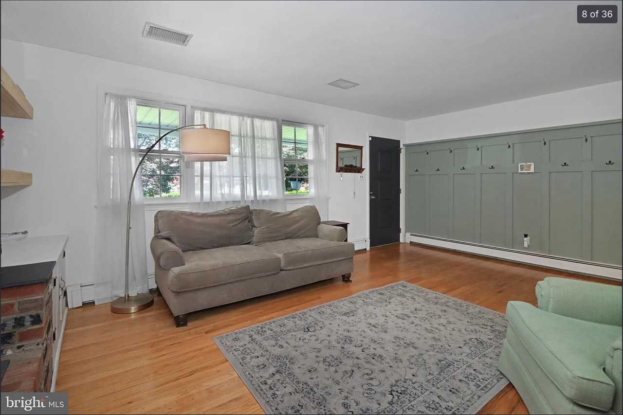163 Hickory Corner Rd - Photo 7 of 23