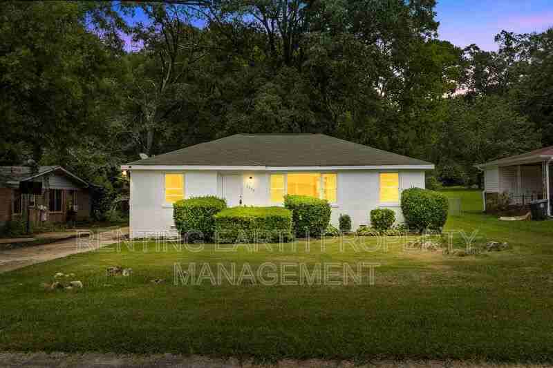 1129 Camellia Rd - Photo 4 of 22