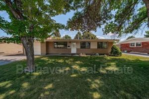 featured image of 618 Davidson Dr