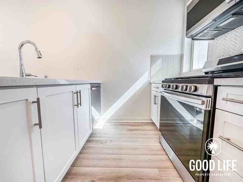 1582 Topeka Ave #4 - Photo 5 of 35