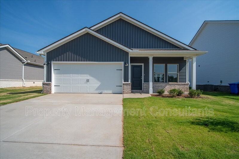 22821 Dashwood Ln - Photo 2 of 25