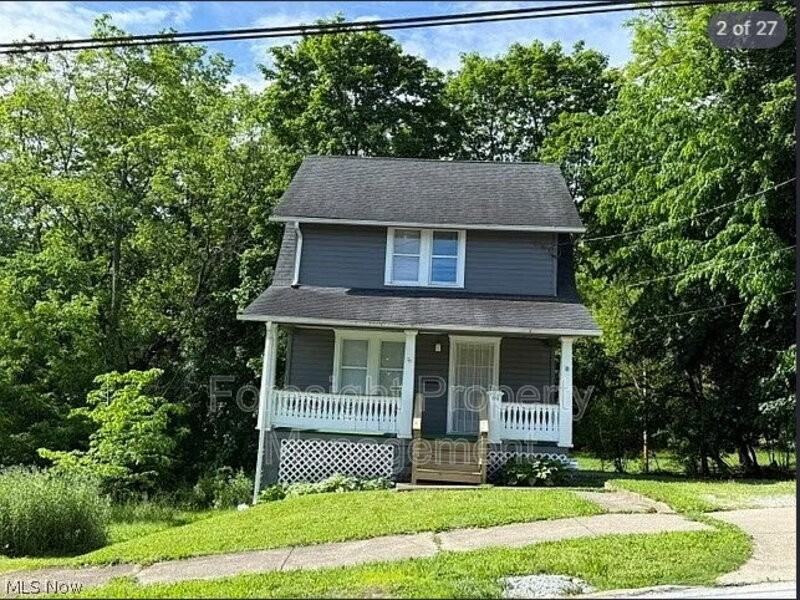 692 W Thornton St - Photo 3 of 19