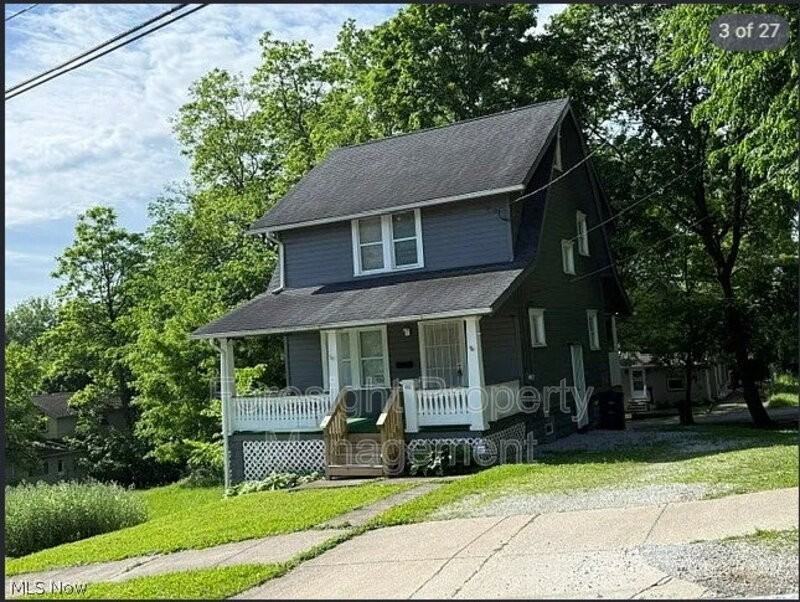 692 W Thornton St - Photo 4 of 19