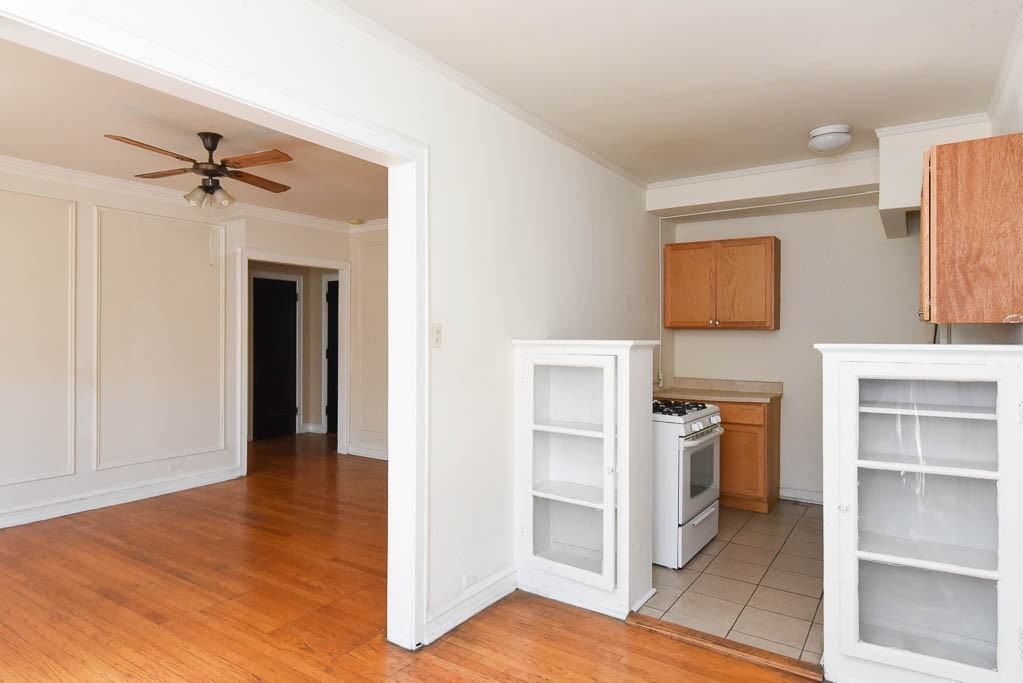 1211 W Elmdale Ave #2F - Photo 7 of 20