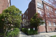 3042 W Wellington Ave #2 - Photo 1 of 1