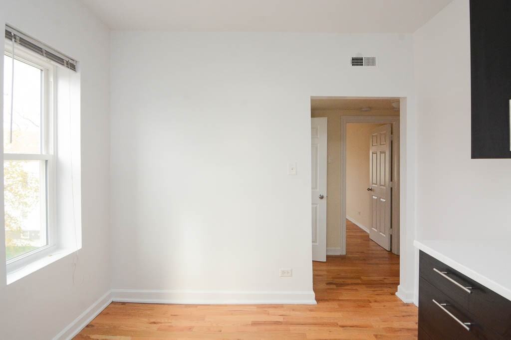 2347 N Drake Ave #3 - Photo 6 of 20